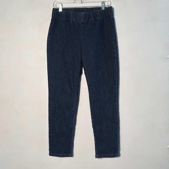 SOFT SURROUNDINGS Dark Wash Pull On Straight Leg Casual Denim Jeans  Med Petite - Picture 1 of 12
